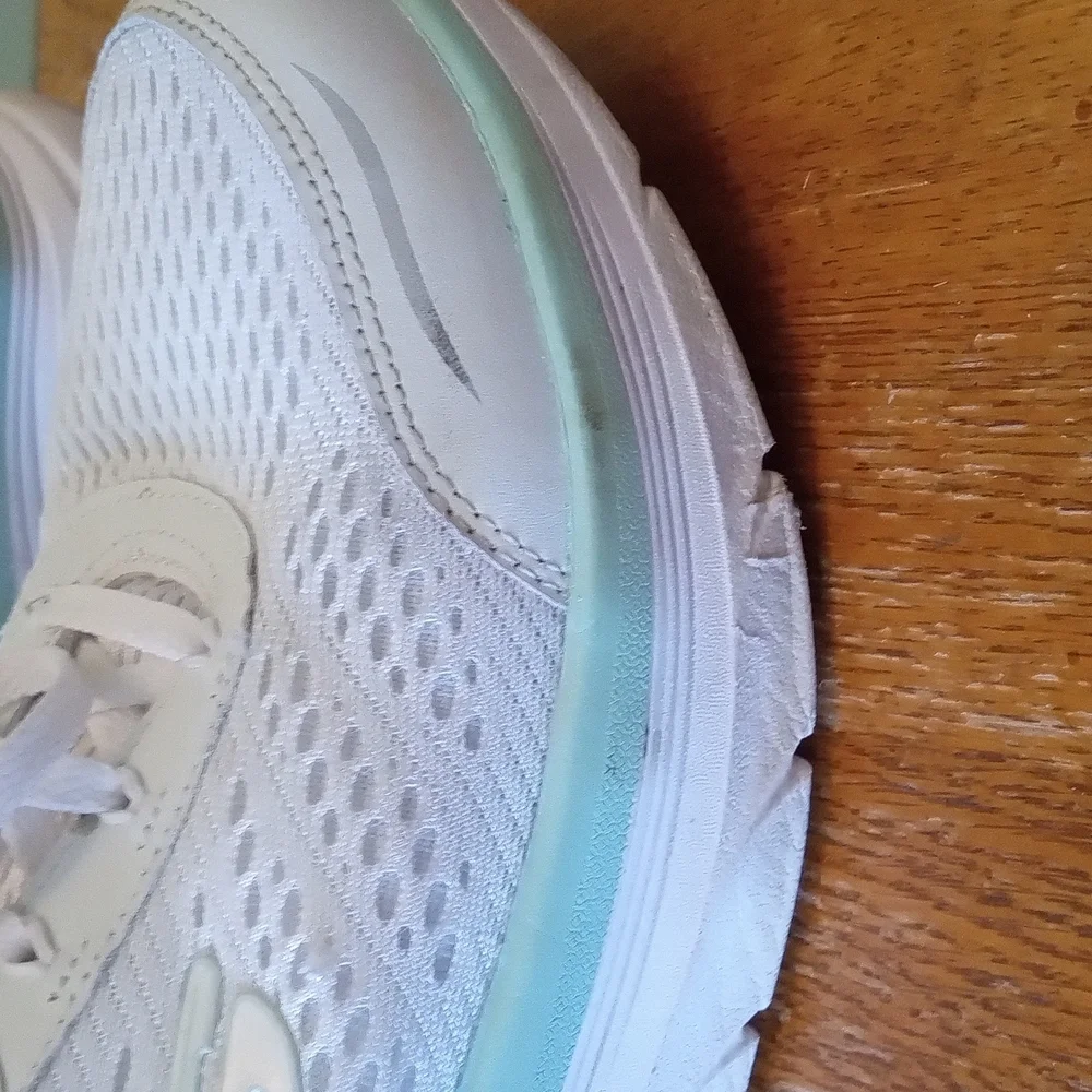 Skechers White and Green Athletic Shoes with Breathable Design